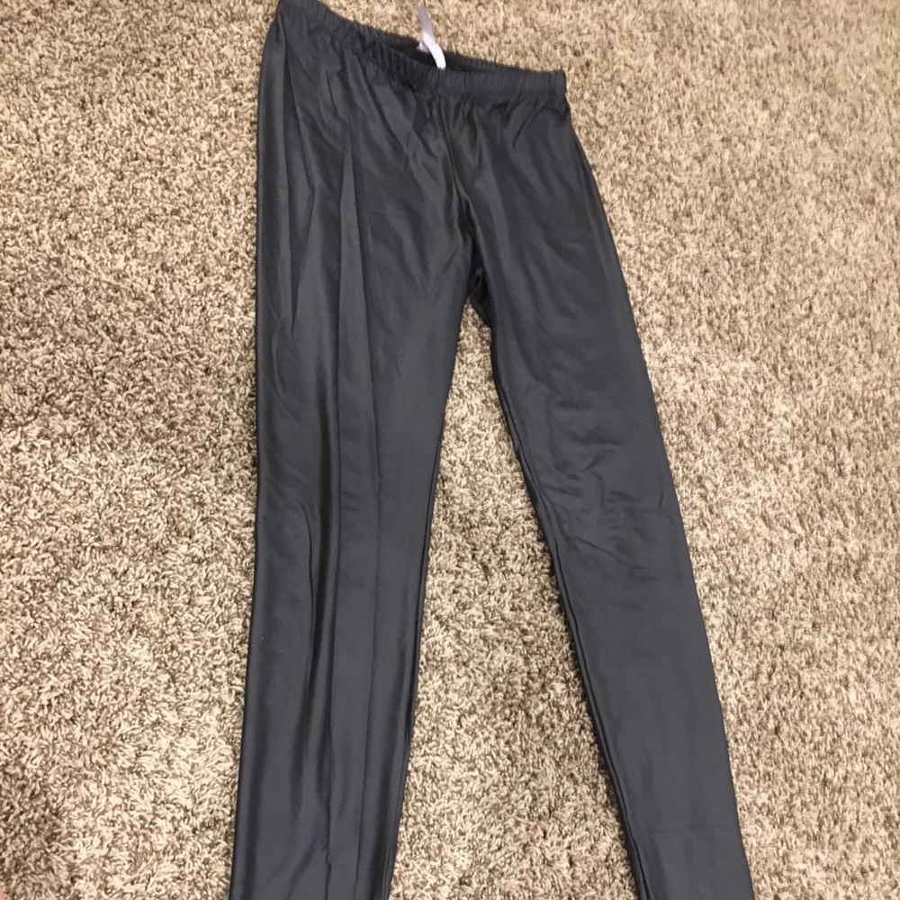 Leather leggings